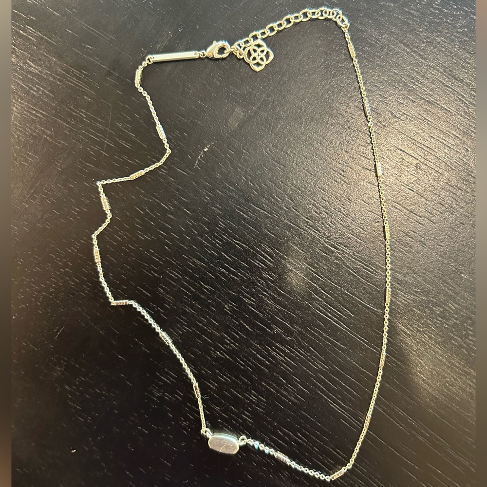 Gold Kendra Scott necklace